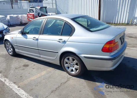 2002 BMW 325I из США, поврежденный, VIN WBAET37492NG82759